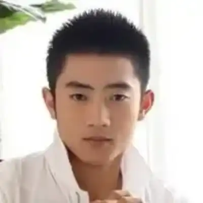 郭德奕